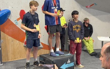 Daniel Zhu NZSS Bouldering 2