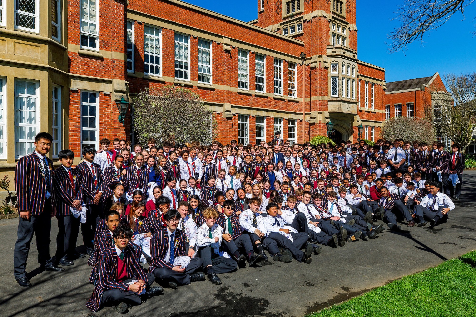 Simon Lamb Year 13 Students v2